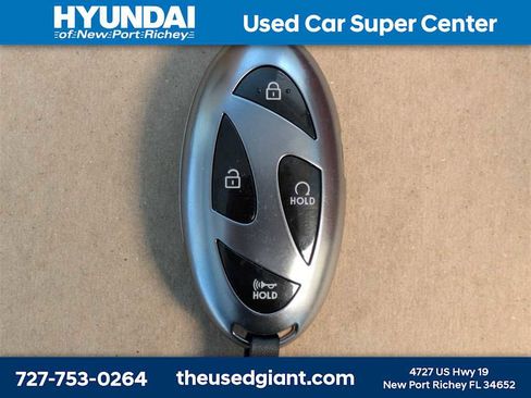 Used 2024 Hyundai Elantra Limited image 40