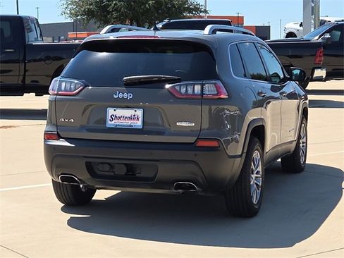 Used 2021 Jeep Cherokee Latitude Lux w/ Trailer Tow Group image 8