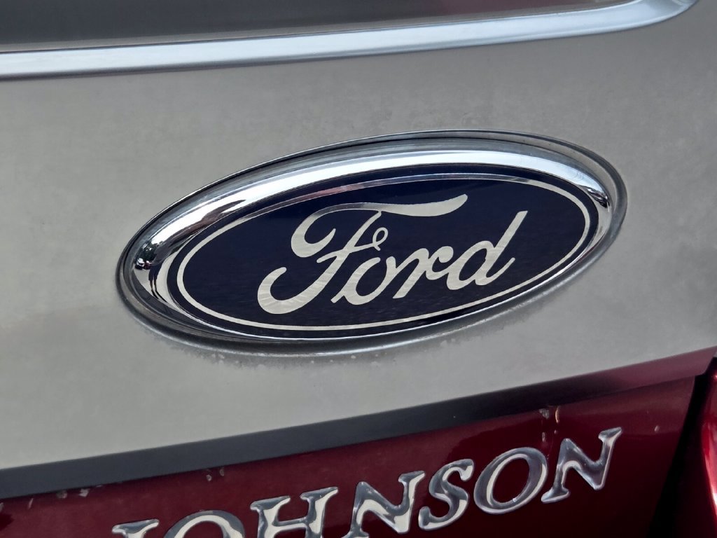 Used 2019 Ford Flex Limited w/ Equipment Group 301A FWD image 16