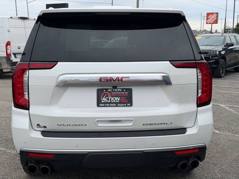 Used 2022 GMC Yukon Denali AWD/4WD image 4