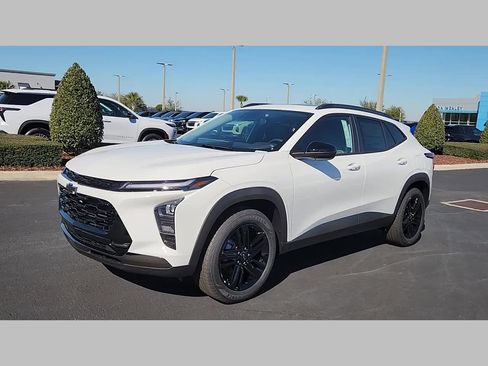 New 2026 Chevrolet Trax ACTIV w/ Sunroof Package image 17