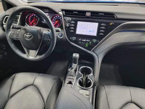 Used 2018 Toyota Camry XSE FWD image 30