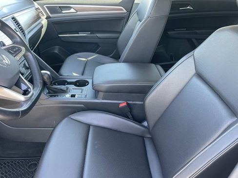 Used 2021 Volkswagen Atlas SE w/ Panoramic Sunroof Package FWD image 20