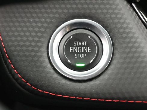 Used 2025 Chevrolet Equinox RS FWD image 29