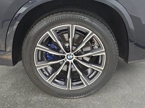 Used 2024 BMW X5 xDrive40i w/ M Sport Package AWD/4WD image 28