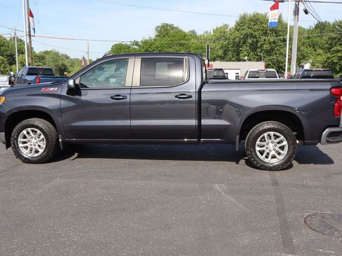 Used 2024 Chevrolet Silverado 1500 LT w/ Z71 Off-Road Package AWD/4WD image 24