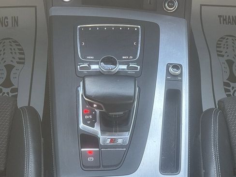 Used 2019 Audi SQ5 Premium Plus w/ Premium Plus Package image 26