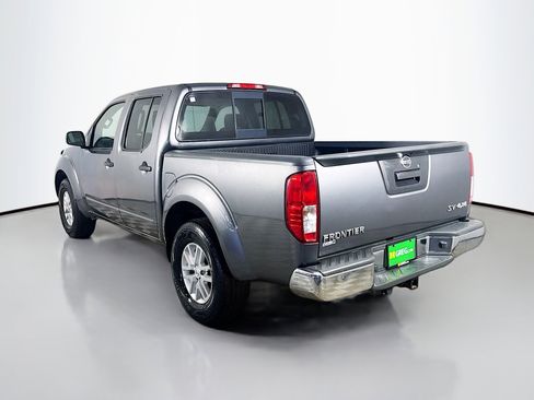 Used 2017 Nissan Frontier SV AWD/4WD image 7