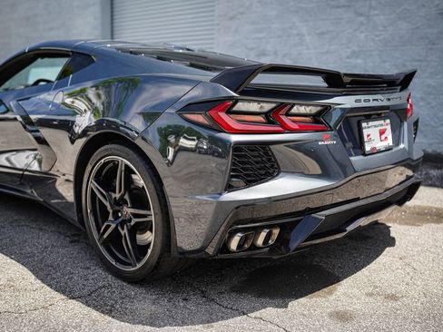 Used 2021 Chevrolet Corvette Stingray Premium Cpe w/ Z51 Performance Package RWD image 13