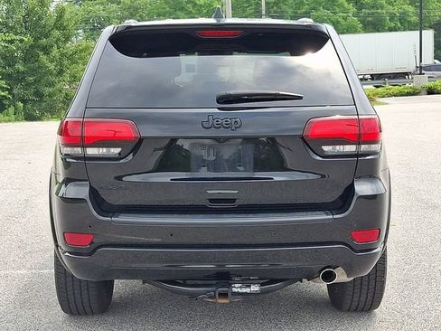 Used 2021 Jeep Grand Cherokee Laredo X AWD/4WD image 6