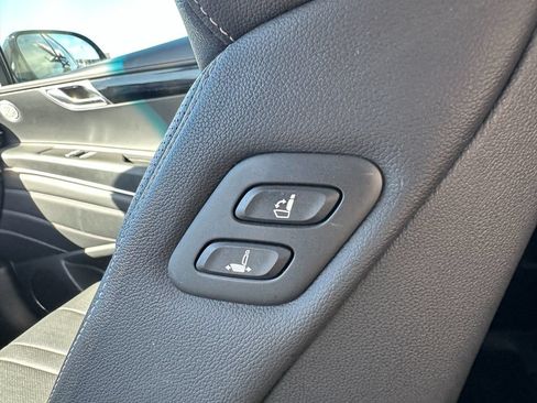 Used 2025 Genesis GV80 2.5T Standard AWD/4WD image 26