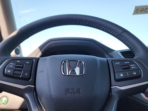 New 2025 Honda Ridgeline RTL image 34