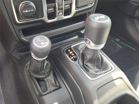 New 2025 Jeep Wrangler Sport S image 30