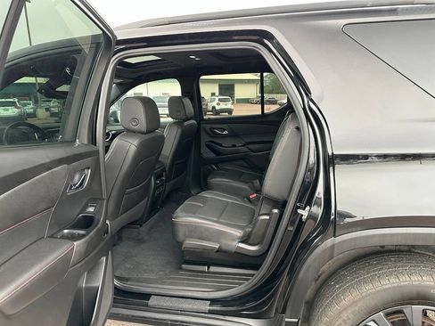 Used 2023 Chevrolet Traverse RS AWD/4WD image 21