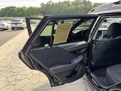 Used 2024 Subaru Outback Premium AWD/4WD image 7