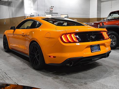 Used 2018 Ford Mustang EcoBoost Fastback image 9