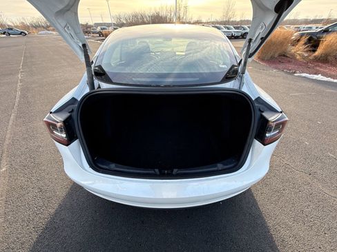 Used 2022 Tesla Model 3 image 21