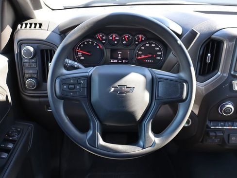 Used 2025 Chevrolet Silverado 1500 Custom Trail Boss w/ Dark Appearance Package image 18