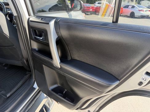Used 2018 Toyota 4Runner SR5 RWD image 18