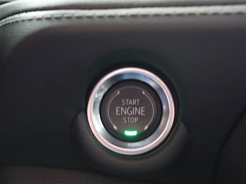 Used 2025 Chevrolet Tahoe LT AWD/4WD image 13