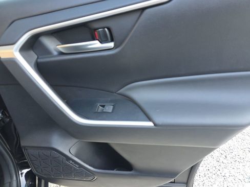 Certified 2023 Toyota RAV4 XLE w/ Convenience Package image 17