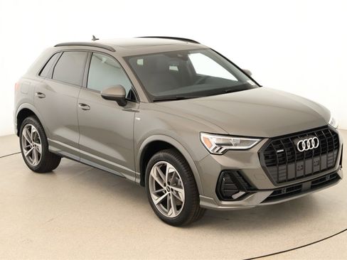 New 2025 Audi Q3 2.0T Premium image 31