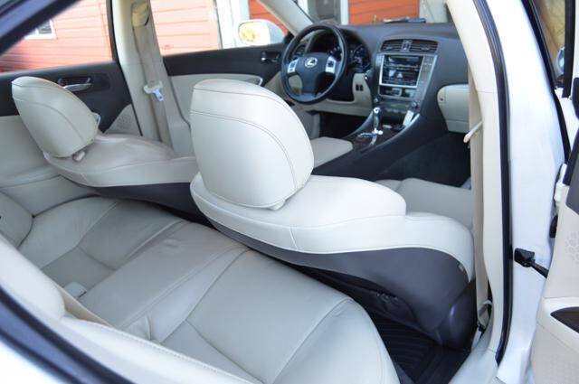 Used 2011 Lexus IS 250 AWD w/ Premium Pkg Value Edition image 44