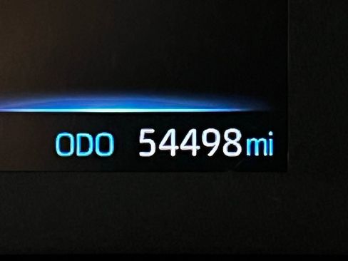 Certified 2023 Toyota Corolla LE image 17