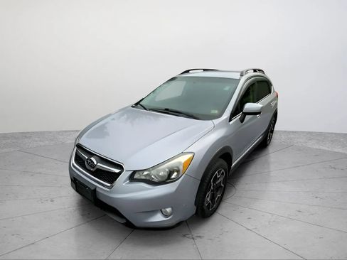 Used 2015 Subaru Crosstrek 2.0i Premium AWD/4WD image 2