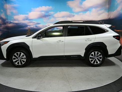 Certified 2025 Subaru Outback Premium w/ Popular Package #1A image 5