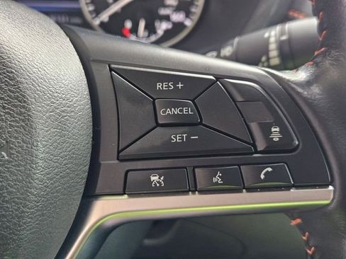 Used 2022 Nissan Sentra SR w/ Midnight Edition FWD image 14