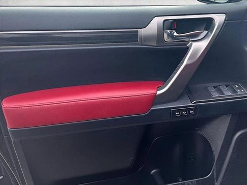 Used 2023 Lexus GX 460 Premium w/ Premium Package image 18