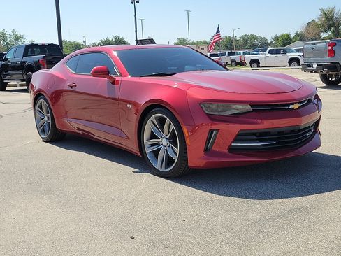 Used 2018 Chevrolet Camaro LT w/ RS Package RWD image 6