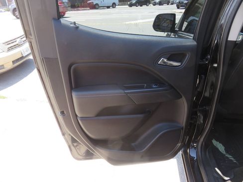 Used 2018 GMC Canyon SLE w/ Nightfall Edition AWD/4WD image 28