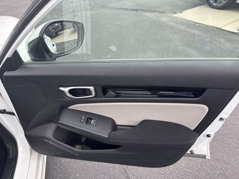 Certified 2023 Honda Civic EX image 25