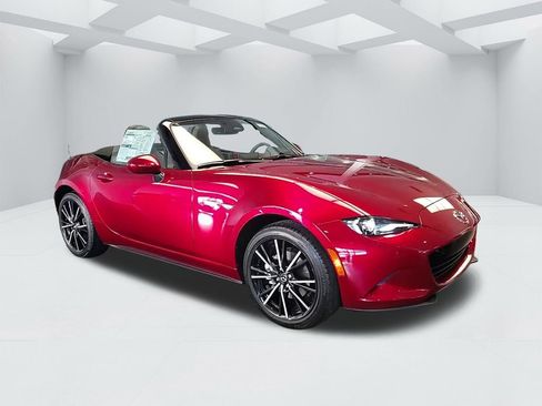 New 2025 MAZDA MX-5 Miata Grand Touring w/ Weather Package image 3