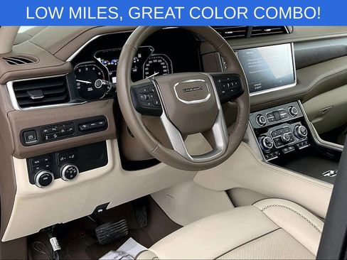 Used 2021 GMC Yukon Denali image 17