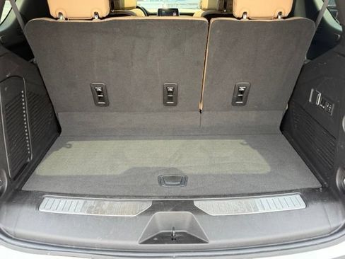 Used 2023 Chevrolet Tahoe Premier RWD image 17