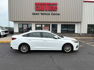 Used 2019 Hyundai Sonata SE image 1