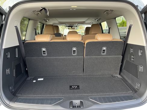 Used 2026 INFINITI QX80 Luxe w/ Cargo Package AWD/4WD image 18