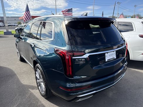 Used 2025 Cadillac XT6 Premium Luxury image 10
