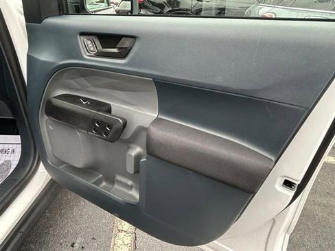 Used 2022 Ford Maverick XL image 22