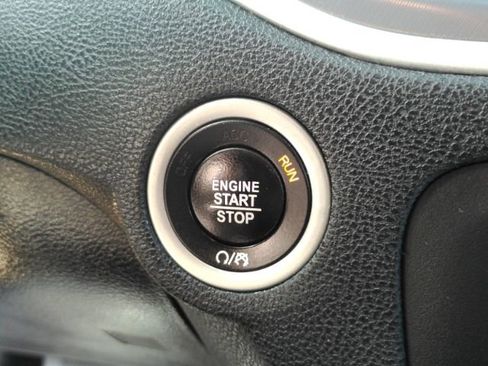 Used 2020 Dodge Charger GT image 36