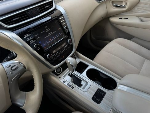 Used 2018 Nissan Murano SV w/ Premium Package AWD/4WD image 34