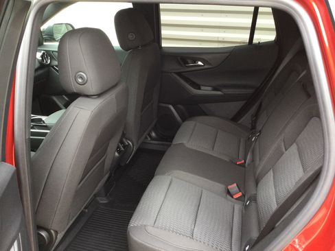 New 2026 Chevrolet Equinox LT w/ LPO, Floor Liner Package image 6