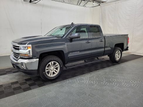 Used 2018 Chevrolet Silverado 1500 LT w/ All Star Edition image 2