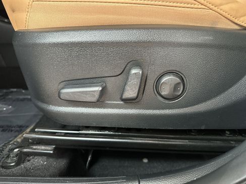 Certified 2024 Kia Seltos EX image 14