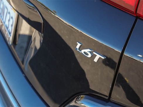 Certified 2022 Hyundai Kona Limited image 12