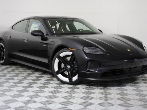 New 2026 Porsche Taycan 4S image 9