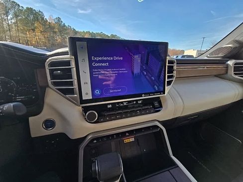 Used 2023 Toyota Sequoia Capstone image 4